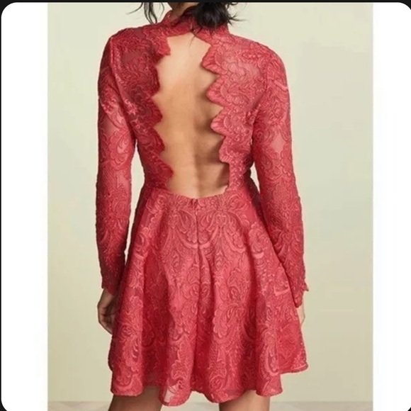 Saylor Red Raspberry Rita Lace dress - Picture 2 of 15